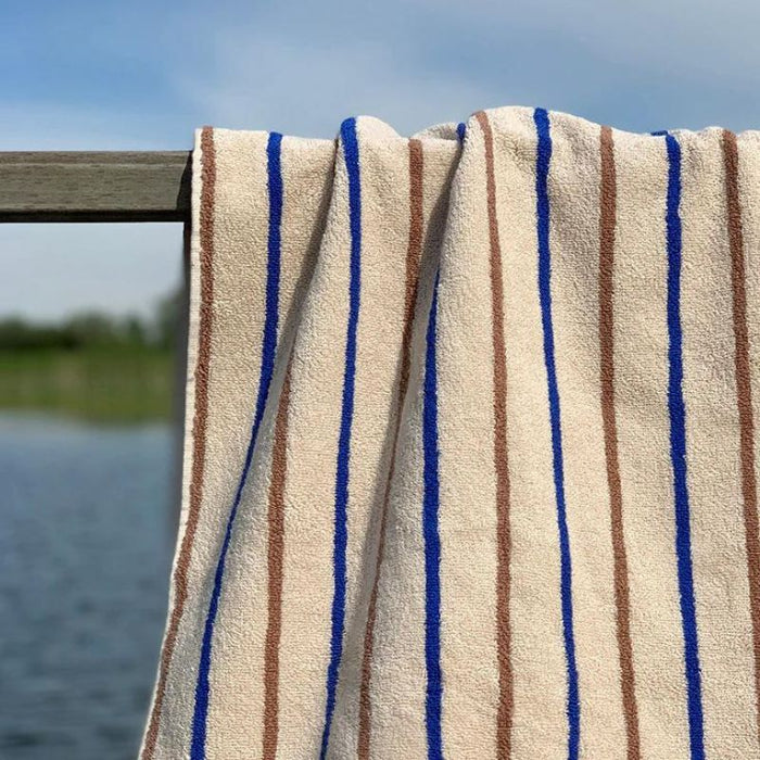 Raita Hooded Towel - Caramel / Ice Blue par OYOY Living Design - OYOY MINI - Bathroom | Jourès