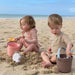 Leo Beach Set - Coral par OYOY Living Design - Outdoor toys | Jourès