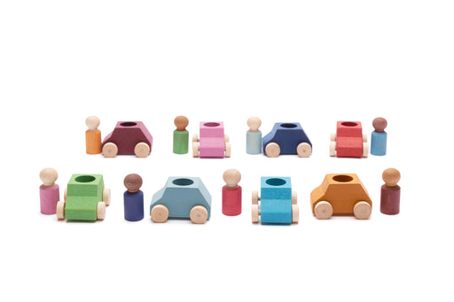 Voitures en bois avec mini figurines - Ens. de 8 par Lubulona - Jeux éducatifs et loisirs | Jourès