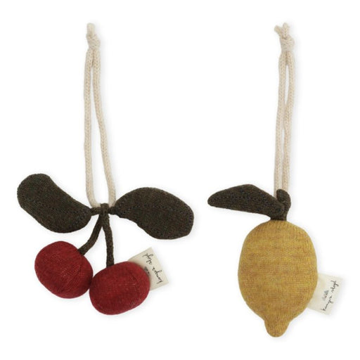 Plushies Animals - Playgym Accessories - Pack of 2 - Cherry / Lemon par Konges Sløjd - Toys, Teething Toys & Books | Jourès