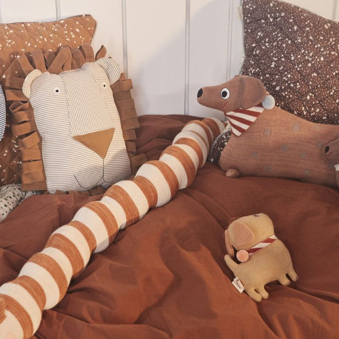 Lobo Lion - Denim Cushion par OYOY Living Design - Nursing Pillows & Animals Cushions | Jourès