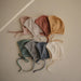 Ribbed Newborn Baby Bonnet - 0-3m - Beige Melange par Mushie - Hats & Gloves | Jourès
