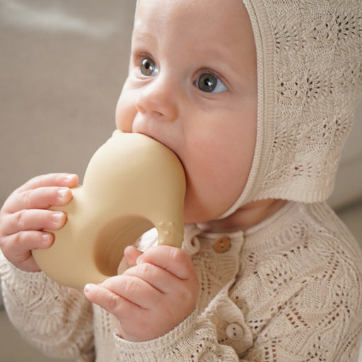 Rubber teeth soother - Boobs - Creamy White par Konges Sløjd - Baby - 0 to 6 months | Jourès