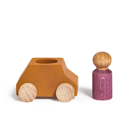 Wooden Car With Mini Figure - Ochre par Lubulona - Construction Games | Jourès