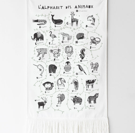 Affiche en coton biologique imprimée - Alphabet des animaux - édition française par Wee Gallery - Wee Gallery | Jourès