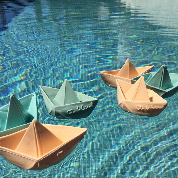 Teether bath toy - Carol Origami Boat - Nude par Oli&Carol - Bath toys | Jourès