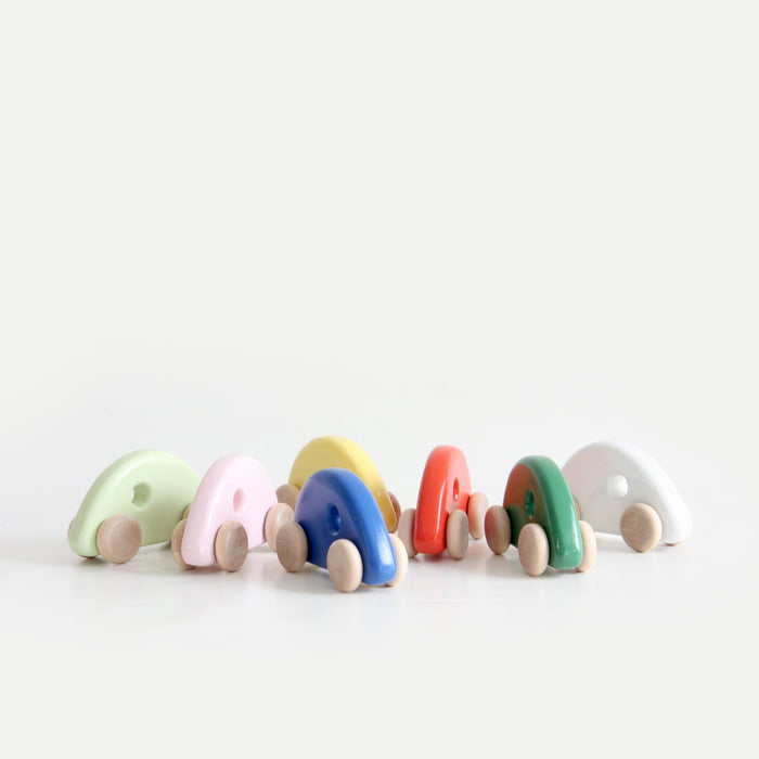 Wooden Car - Green - Made in Canada par Caribou - Toys, Teething Toys & Books | Jourès