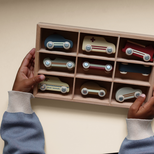 Wooden Toy - Pack of 9 - Mini wooden cars par Konges Sløjd - Retro Toys | Jourès