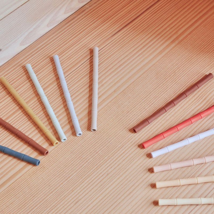 Paille bambou en silicone - Ens. de 6 - Couleurs froides par OYOY Living Design - OYOY MINI - L'heure du repas | Jourès