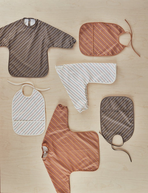 Bib Striped - Pack of 2 - Mellow / Choko par OYOY Living Design - Biberons et repas | Jourès