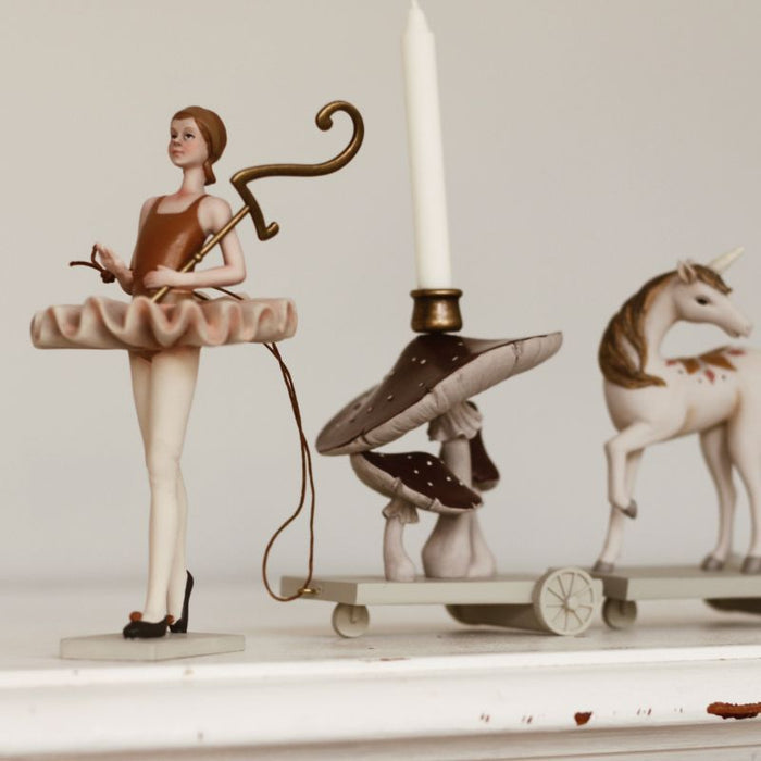 Ceramic Birthday Train Candle Holder - Ballerina par Konges Sløjd