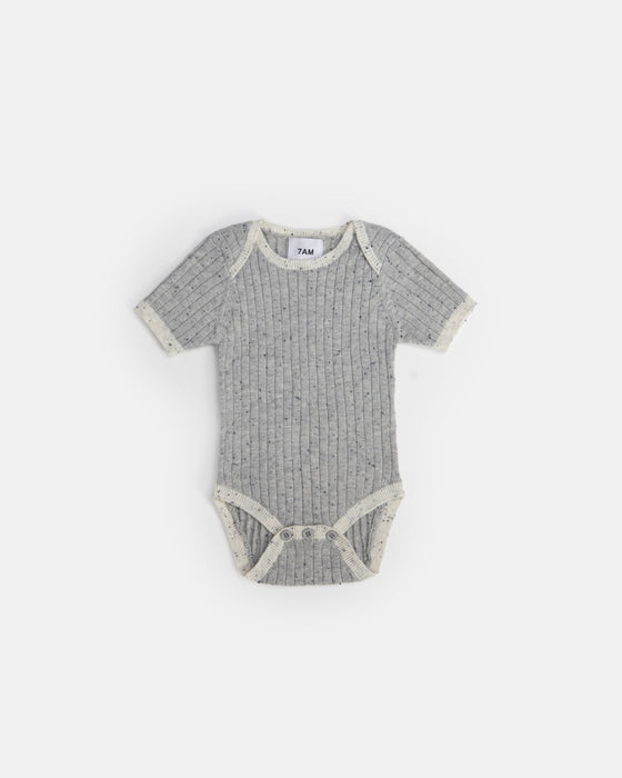 Short Sleeve Bodysuit - Hug Me par 7AM Enfant Canada - Shorts | Jourès