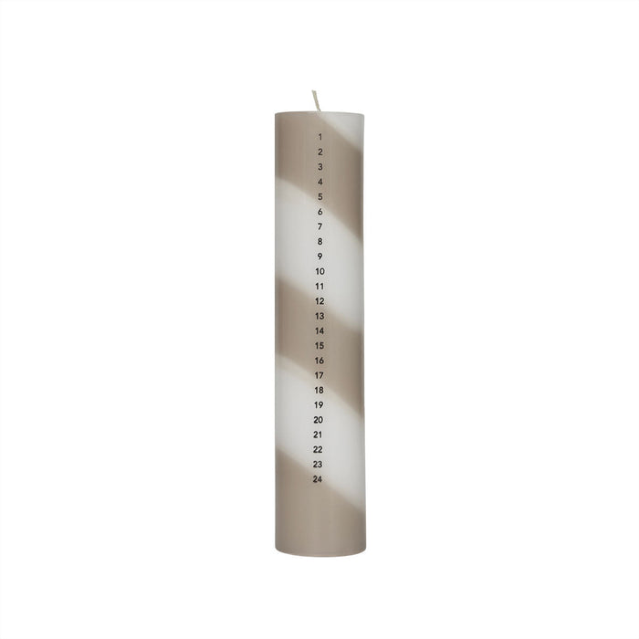 Christmas Calendar Candle par OYOY Living Design - The Canada Day Sale - 15% Off Storewide* | Jourès