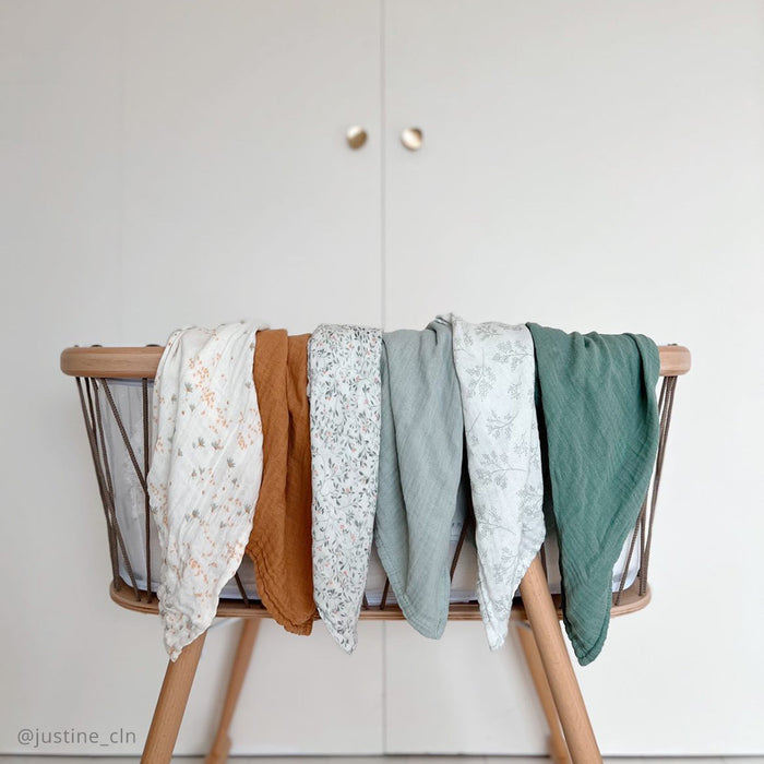 DOLI Swaddle Blanket - Set of 2 -  Pearl blossom & Lichen par Charlie Crane - Decor and Furniture | Jourès