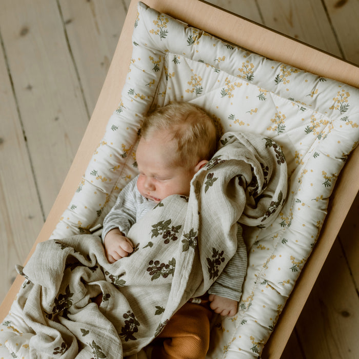 LEVO Baby Rocker -  Beech Wood - Organic Milk par Charlie Crane - Nursery | Jourès