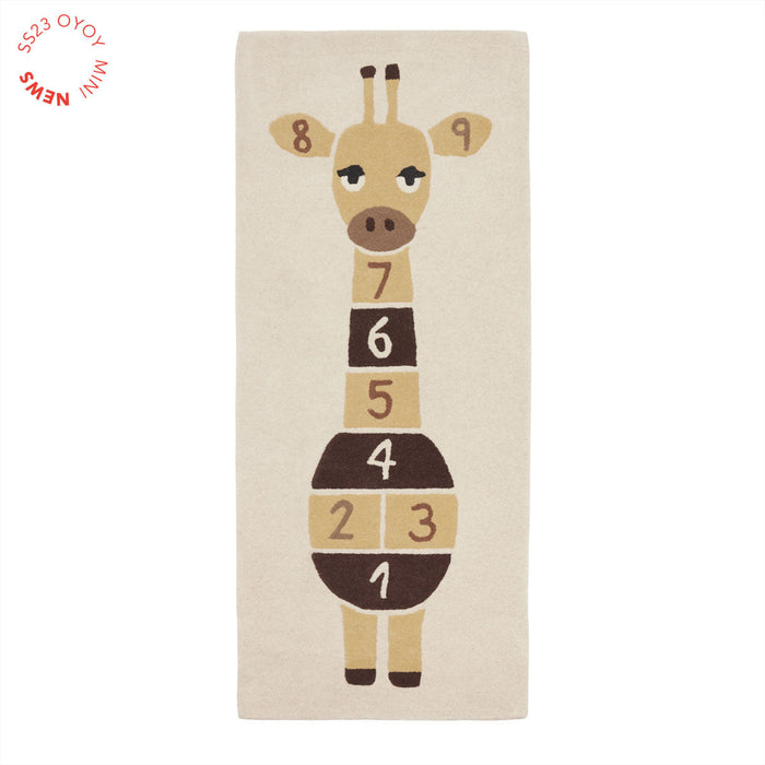 Giraffe Hopscotch Rug par OYOY Living Design - Gifts $100 and more | Jourès