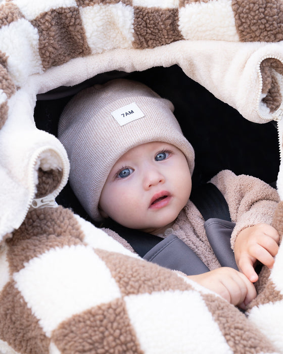 Car Seat Cocoon - Checker Berber par 7AM Enfant Canada - En balade | Jourès