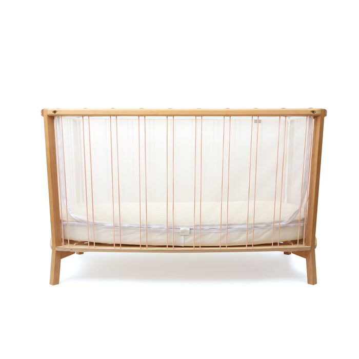 KIMI Crib and mattress - Mesh / Bois de rose par Charlie Crane - Furniture | Jourès