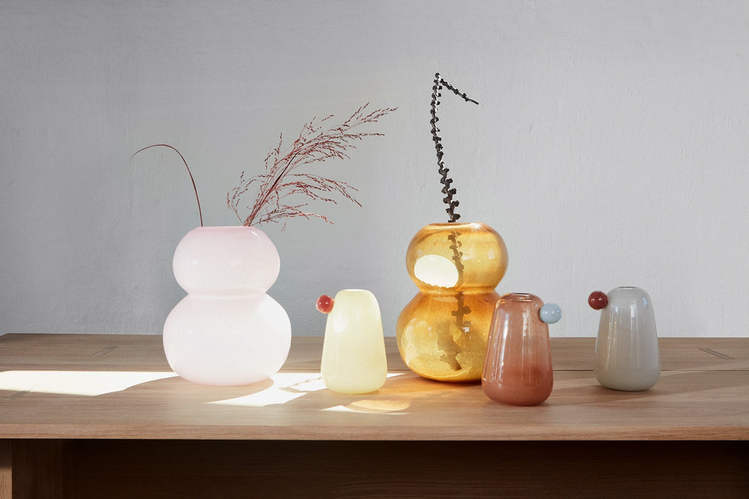 Lasi Vase Large - Amber -Ø25,5 x H30 cm par OYOY Living Design - Gifts $100 and more | Jourès