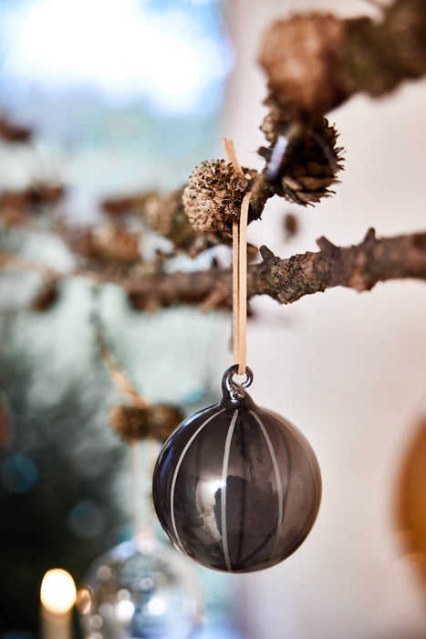 Natale Christmas Glass Ball par OYOY Living Design - Calendriers de l'Avent et déco de Noël | Jourès