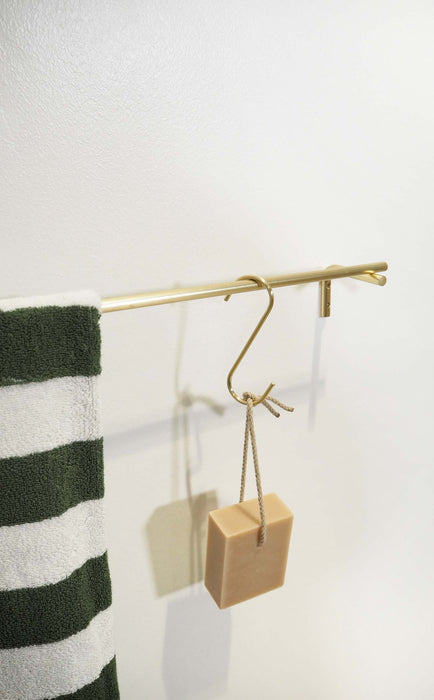 Pieni Towel Rail par OYOY Living Design - The Canada Day Sale - 15% Off Storewide* | Jourès