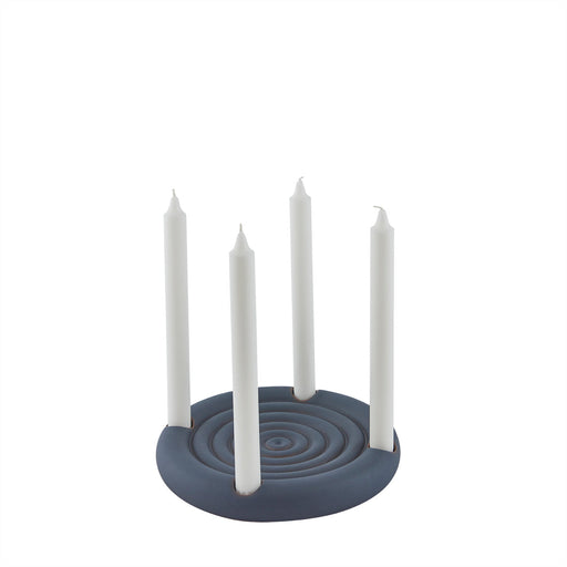 Savi Advent Candleholder - Midnight Blue par OYOY Living Design - Gifts $100 and more | Jourès