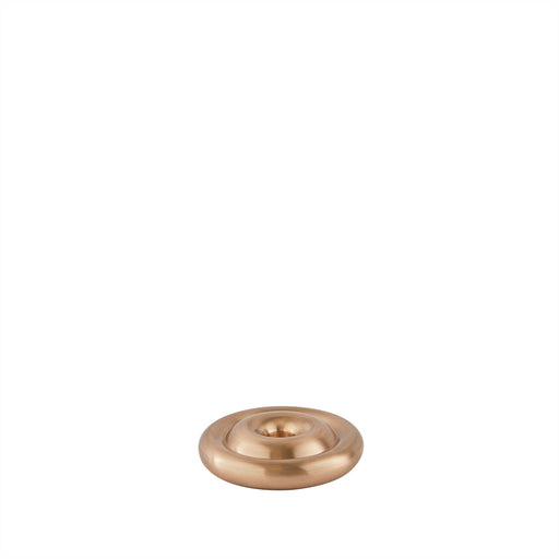 Savi Solid Brass Candleholder - Low - Brushed Brass par OYOY Living Design - The Canada Day Sale - 15% Off Storewide* | Jourès