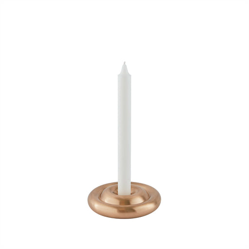 Savi Solid Brass Candleholder - Low - Brushed Brass par OYOY Living Design - The Canada Day Sale - 15% Off Storewide* | Jourès