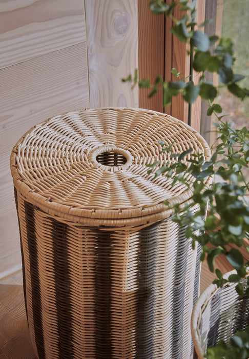 Striped Laundry Bin - Nature / Black par OYOY Living Design - OYOY Mini | Jourès