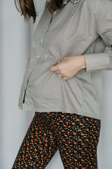 Léandre - Legging de maternité fleuri par Solveig - Nursing Clothes | Jourès