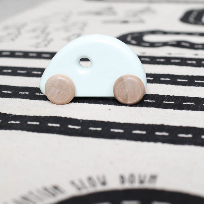 Wooden Car - Green - Made in Canada par Caribou - Play time | Jourès