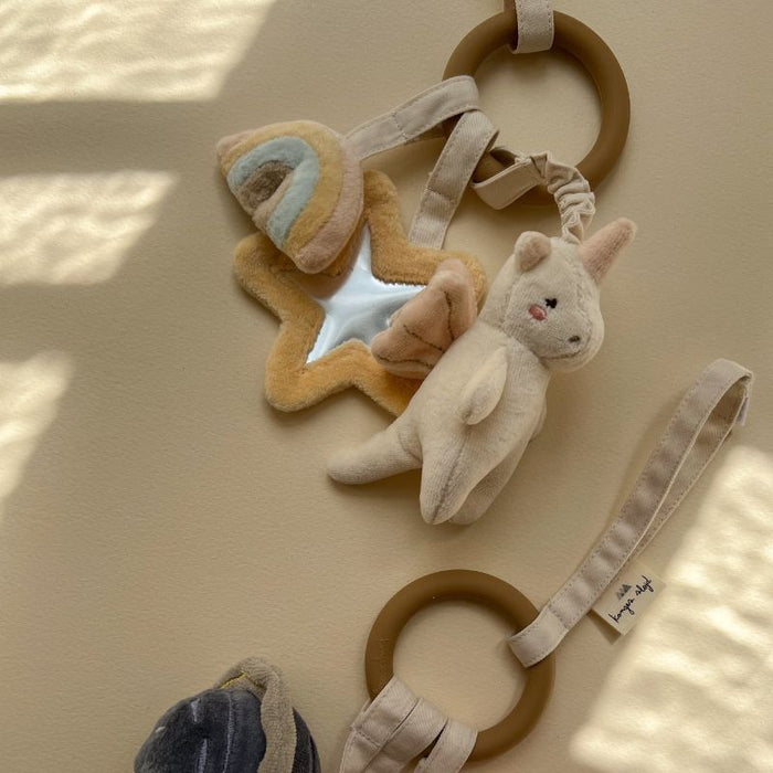 Activity Ring - Unicorn par Konges Sløjd - Wooden toys | Jourès
