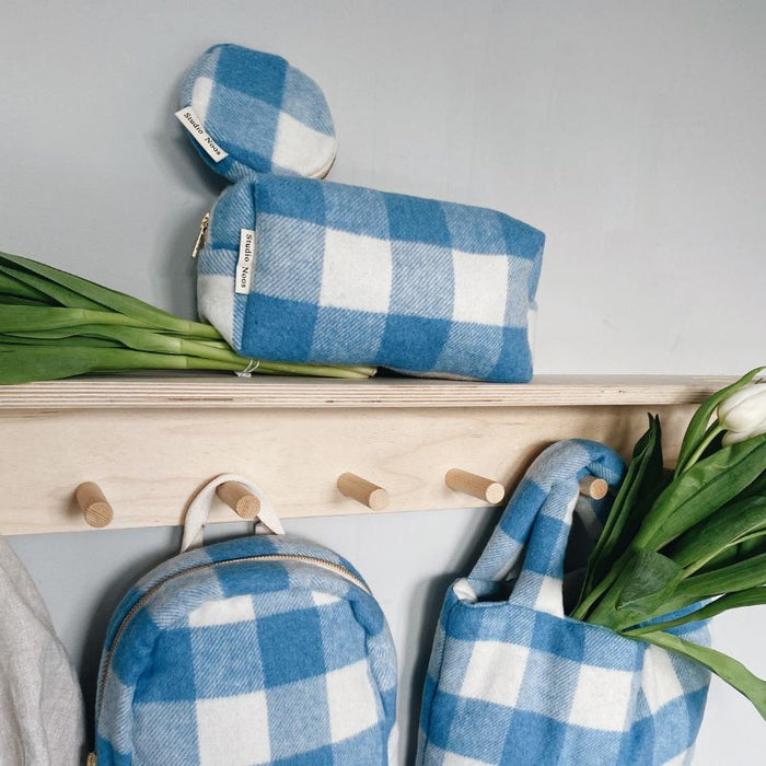 Checked Pouch - Blue par Studio Noos - Baby Shower Gifts | Jourès