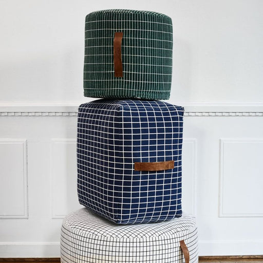 Sit On Me Pouf - Round - Offwhite par OYOY Living Design - The Black & White Collection | Jourès