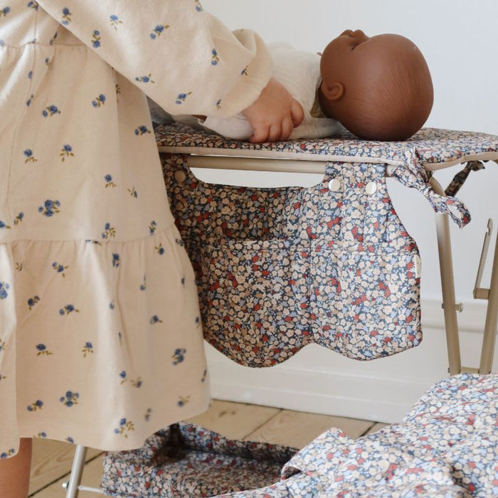 Fauteuil de bébé pour poupée - Orangery Beige par Konges Sløjd - Maison de poupée et accessoires | Jourès