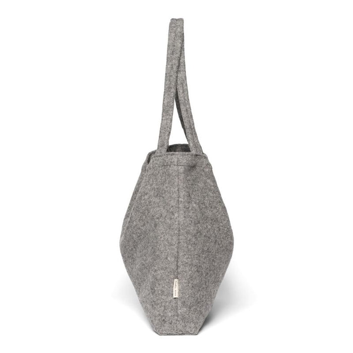 Wool Mom Bag - Grey par Studio Noos - Baby Shower Gifts | Jourès