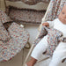 Fauteuil de bébé pour poupées - Louloudi par Konges Sløjd - Fleurs en folie  | Jourès