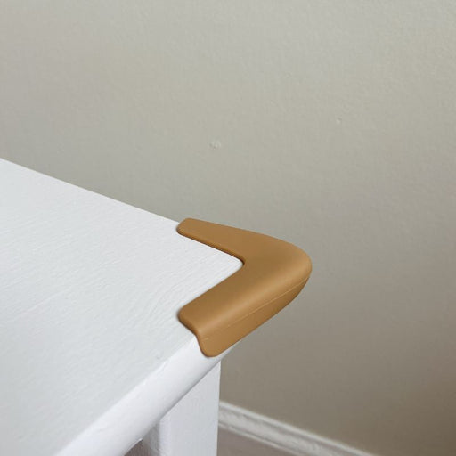 Silicone safety corners - 4-pack - Almond par Konges Sløjd - Tables & Chairs | Jourès