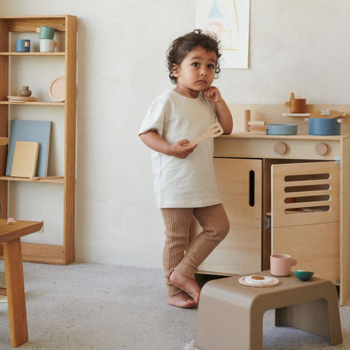 Mario Play Kitchen - Natural wood par Liewood - Gifts $100 and more | Jourès
