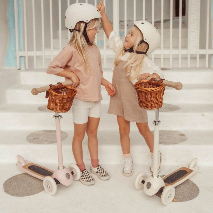 Banwood Kids Scooter - Creme par Banwood - Gifts $100 and more | Jourès