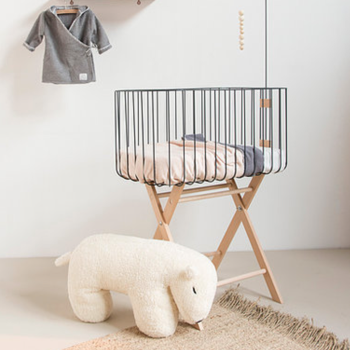 Coussin d'allaitement - Ours polaire par Nanami - Chambre de bébé | Jourès