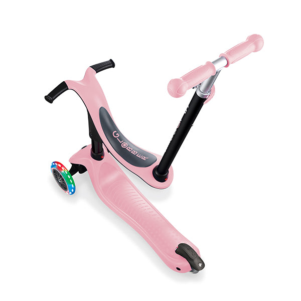 GO•UP 4 in 1 scooter with Lights - Pastel Pink par GLOBBER - Back to School 2023 | Jourès