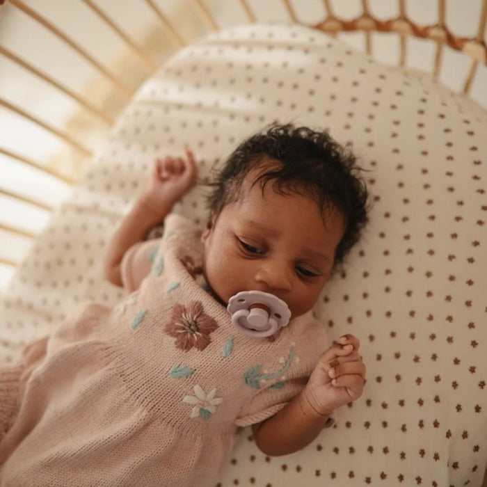 Drap pour lit de bébé en mousseline extra douce Mushie - Bloom par Mushie - Mobilier et décoration | Jourès