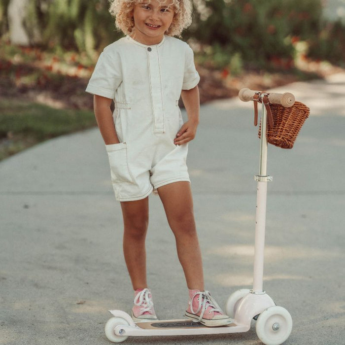 Banwood Kids Scooter - Creme par Banwood - Gifts $100 and more | Jourès