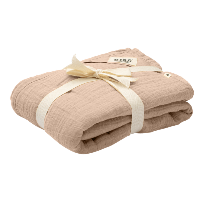 Cuddle Swaddle Muslin - Blush par BIBS - Swaddles, Muslin Cloths & Blankets | Jourès