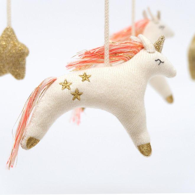 Unicorn Baby Mobile par Meri Meri - Baby Shower Gifts | Jourès