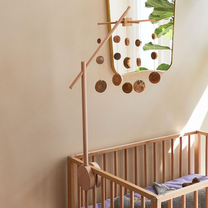 Bras mobile pour berceau de bébé en bois naturel brun
