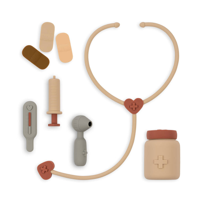 Silicone Doctor Kit - Set of 6 par Konges Sløjd - Retro Toys | Jourès