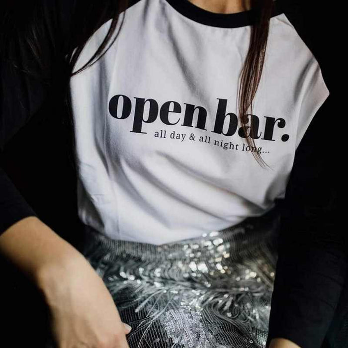 Open Bar Breastfeeding T-Shirt - XS to XXL - Black/White par Tajinebanane - Mealtime | Jourès