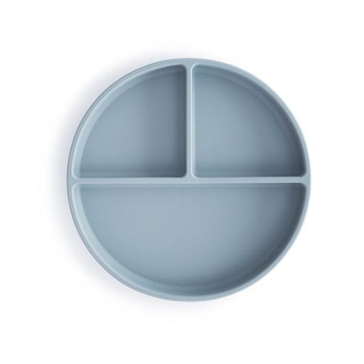 Silicone Suction Plate - Powder Blue par Mushie - Tableware | Jourès